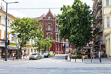 《艾尔登法环》新要素介绍图：蹲伏 玛莉卡之桩等